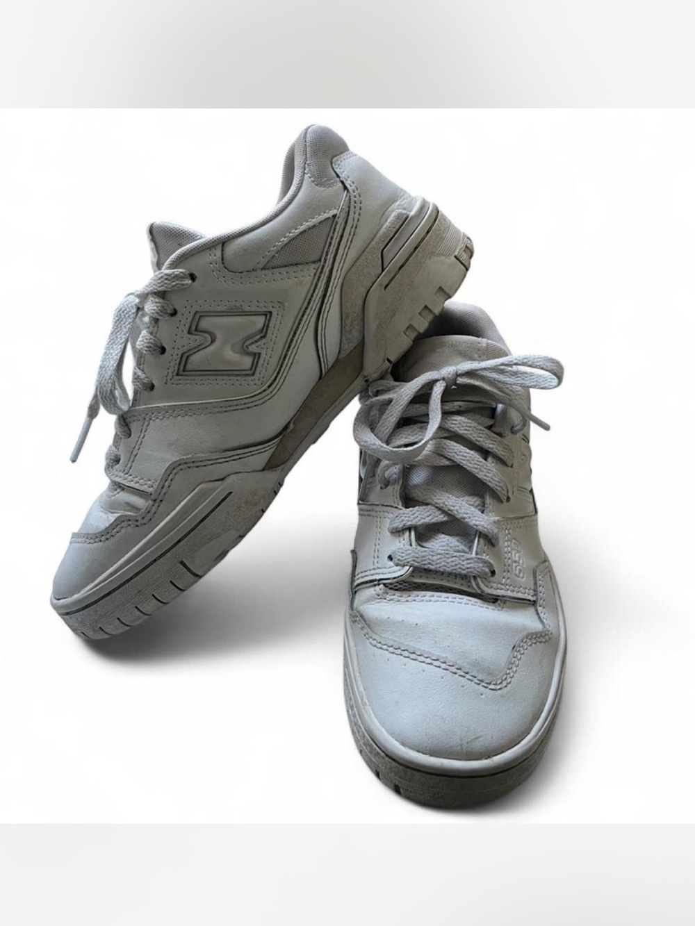 New Balance Men’s White Leather Sneakers